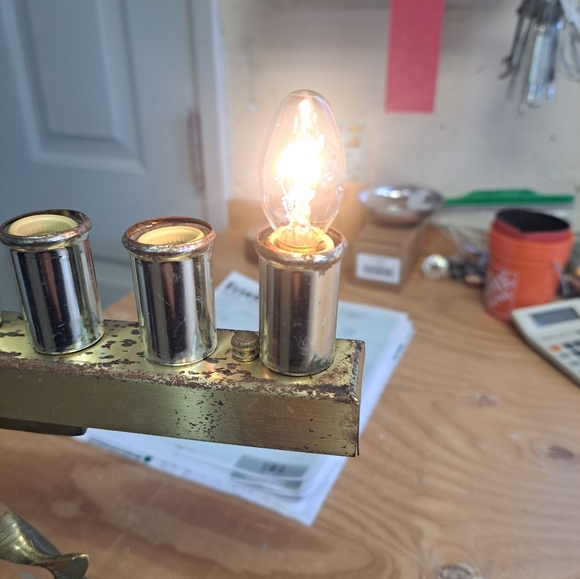 Vtg Brass Electric Menorah with Star of David 12.5" wide by 10.5" tall - Picture 16 of 16